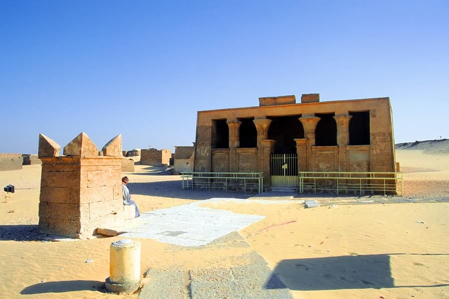 Excursão de Um Dia às Atrações de El Minya e Amarna