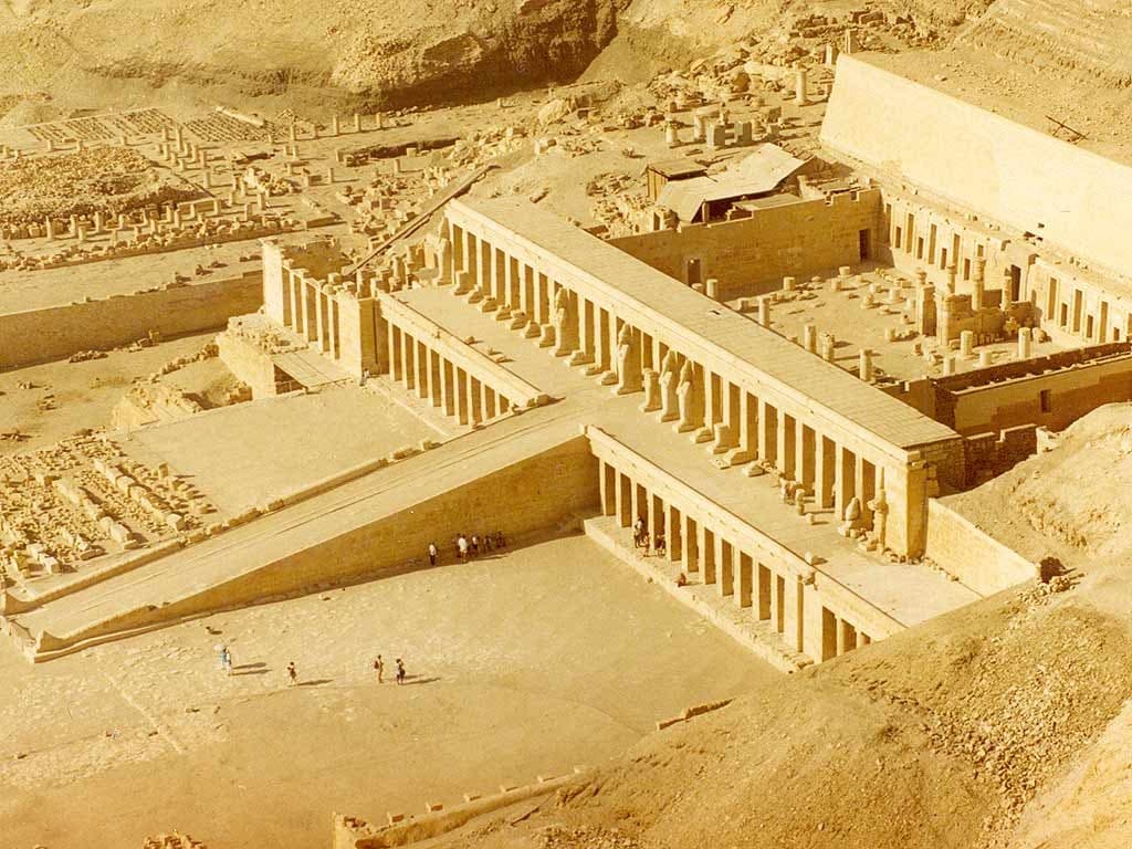 Excursão de 1 Dia a Luxor saindo de Hurghada de Ônibus