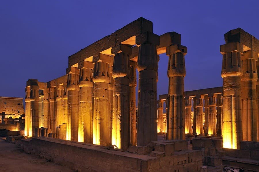 Espetáculo de Som e Luz no Templo de Philae em Assuã