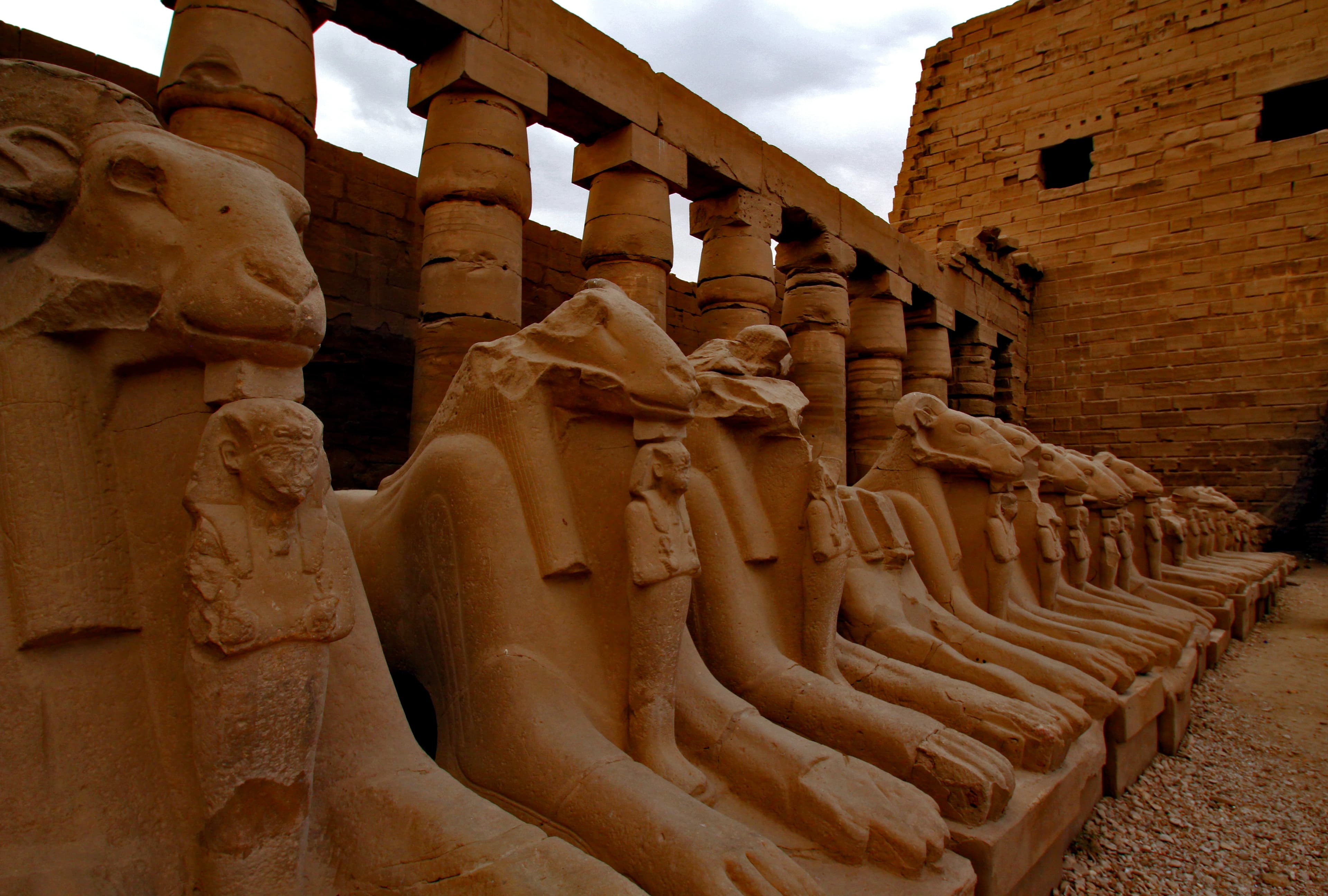 Crociera sul Nilo di 5 giorni con guida privata da Luxor ad Assuan