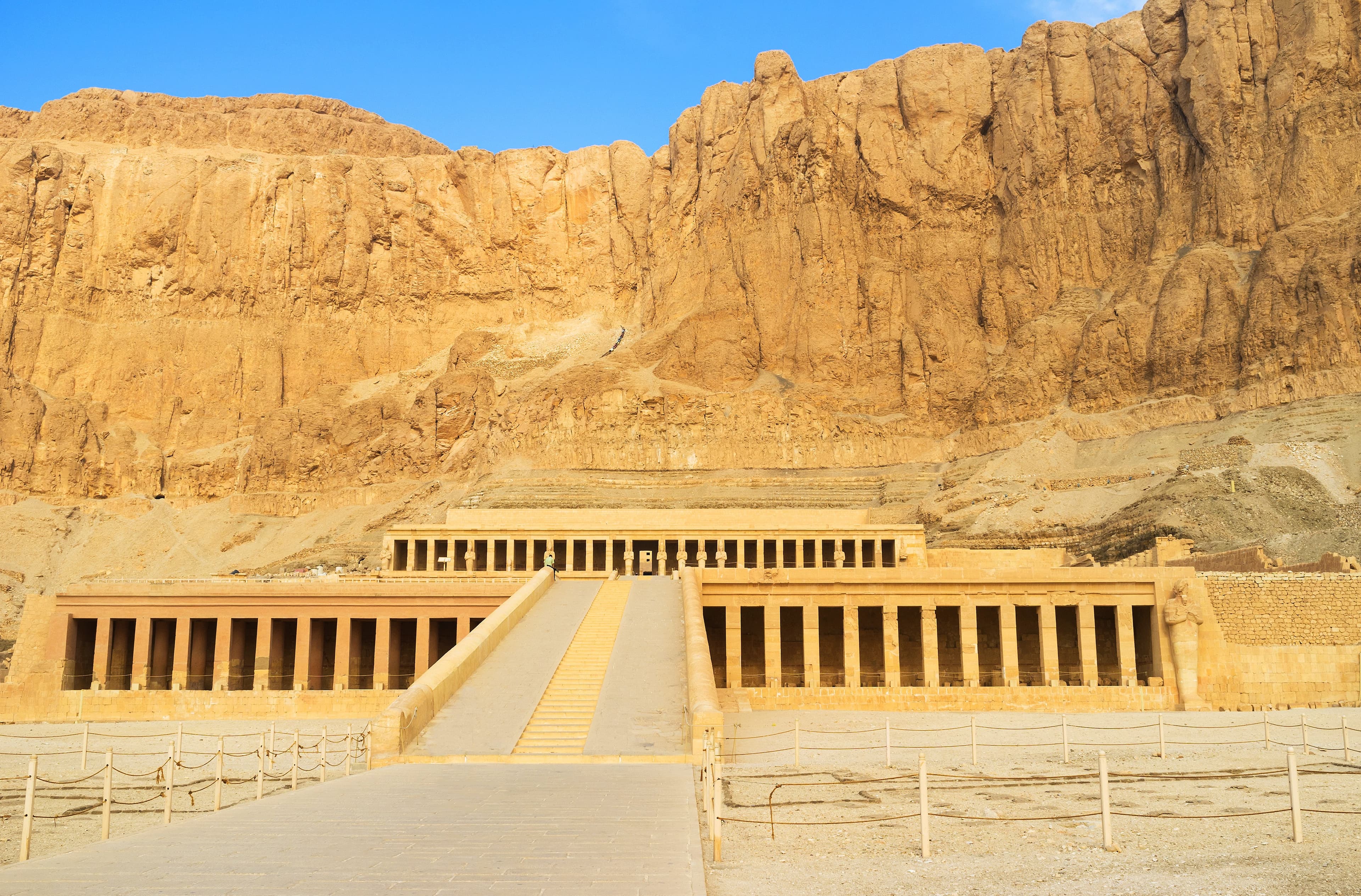 Excursao de Um Dia a Margem Ocidental e Oriental de Luxor a Partir do Aeroporto Internacional de Luxor