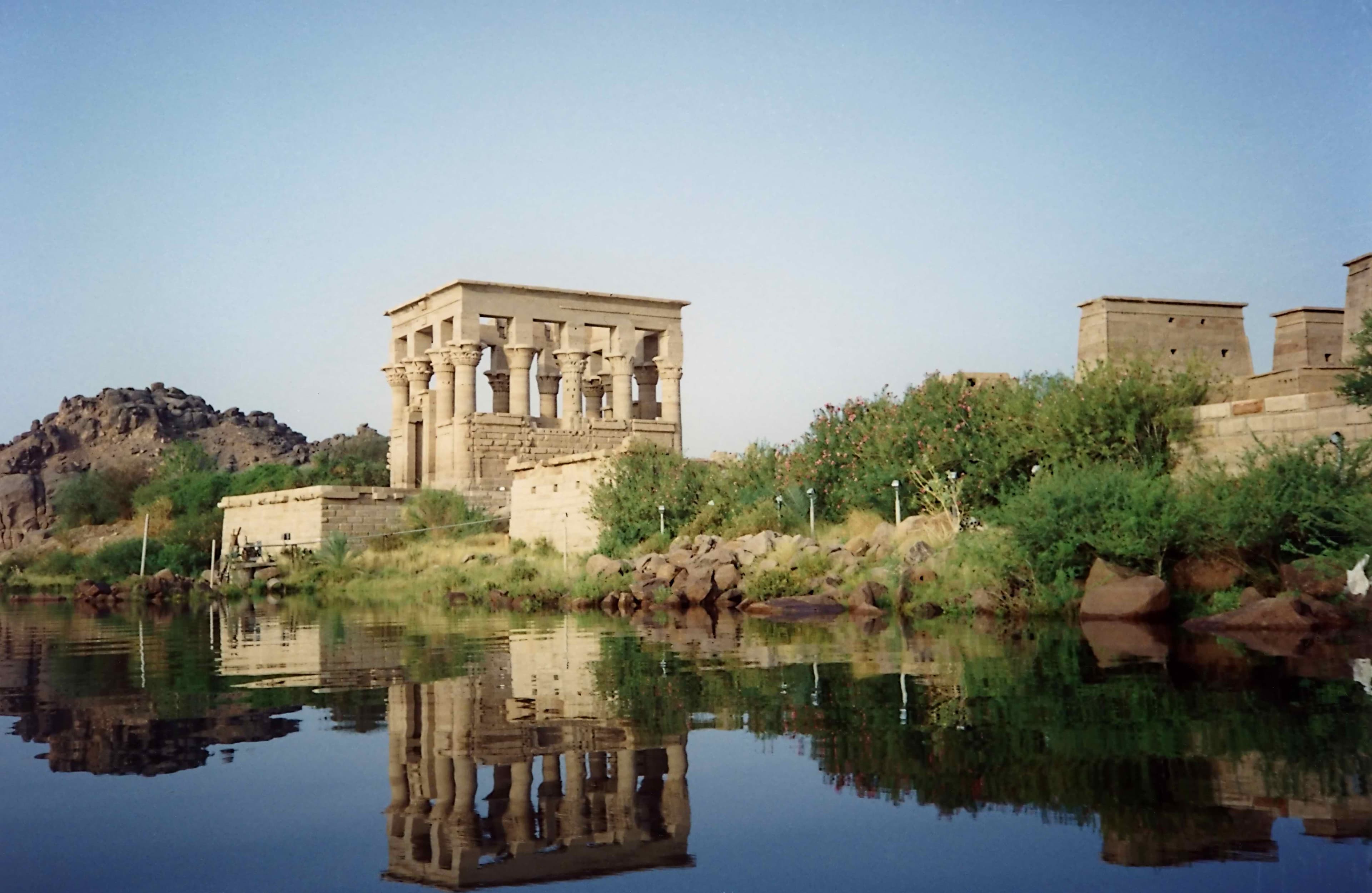 Tour del Tempio di File, della Diga di Assuan e dell'Obelisco Incompiuto da Luxor in veicolo climatizzato