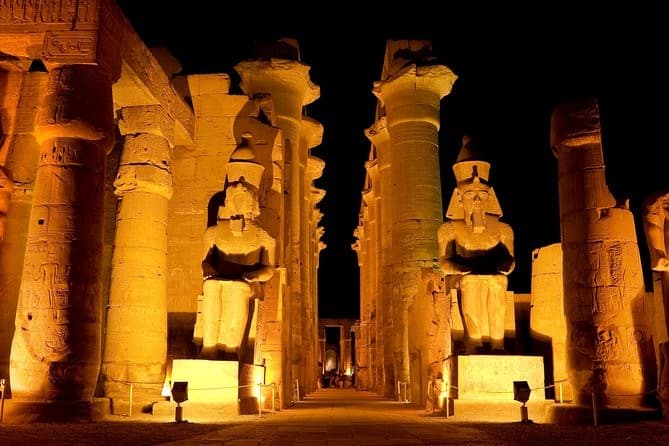 Excursao ao Espetaculo de Luz e Som de Karnak com Traslado Privativo