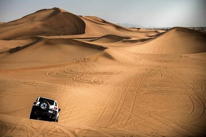Churrasco Beduíno no Deserto Egípcio de 4x4 a partir de Hurghada
