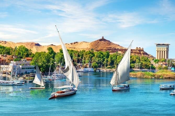 Traslado Privado de Assuã para Luxor