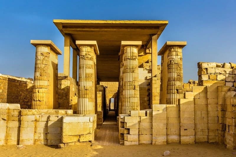 Memphis Egypt Travel Guide – Explore History & Monuments