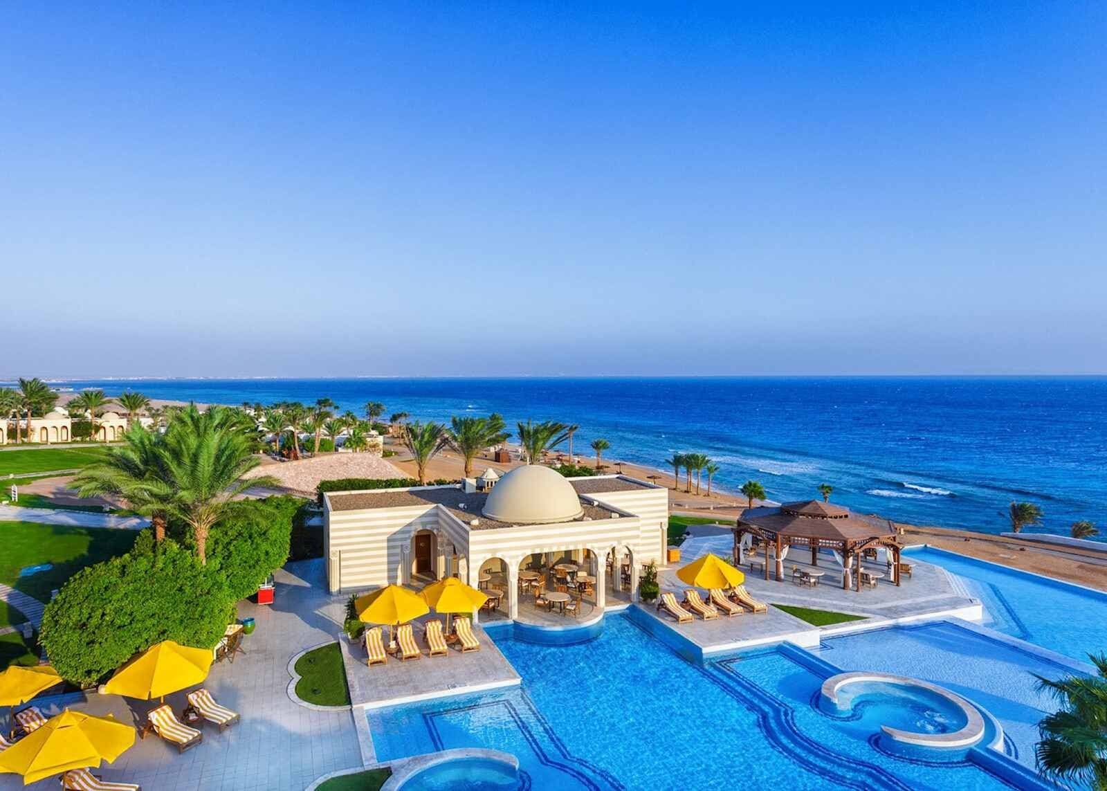 How to enjoy a luxury time in Egypt
