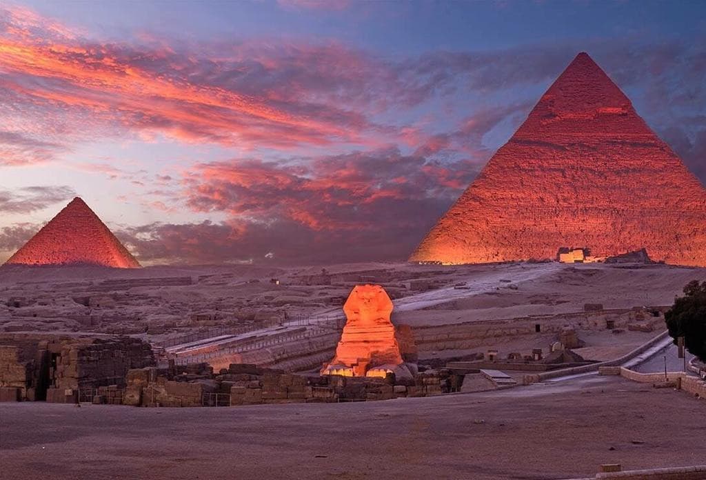 Destaques do Cairo a partir do Porto de Alexandria com Saída pelo Porto de Said