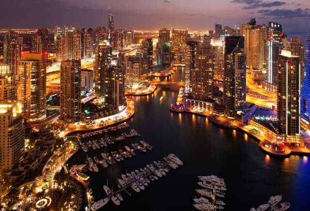 Cruzeiro na Dubai Marina