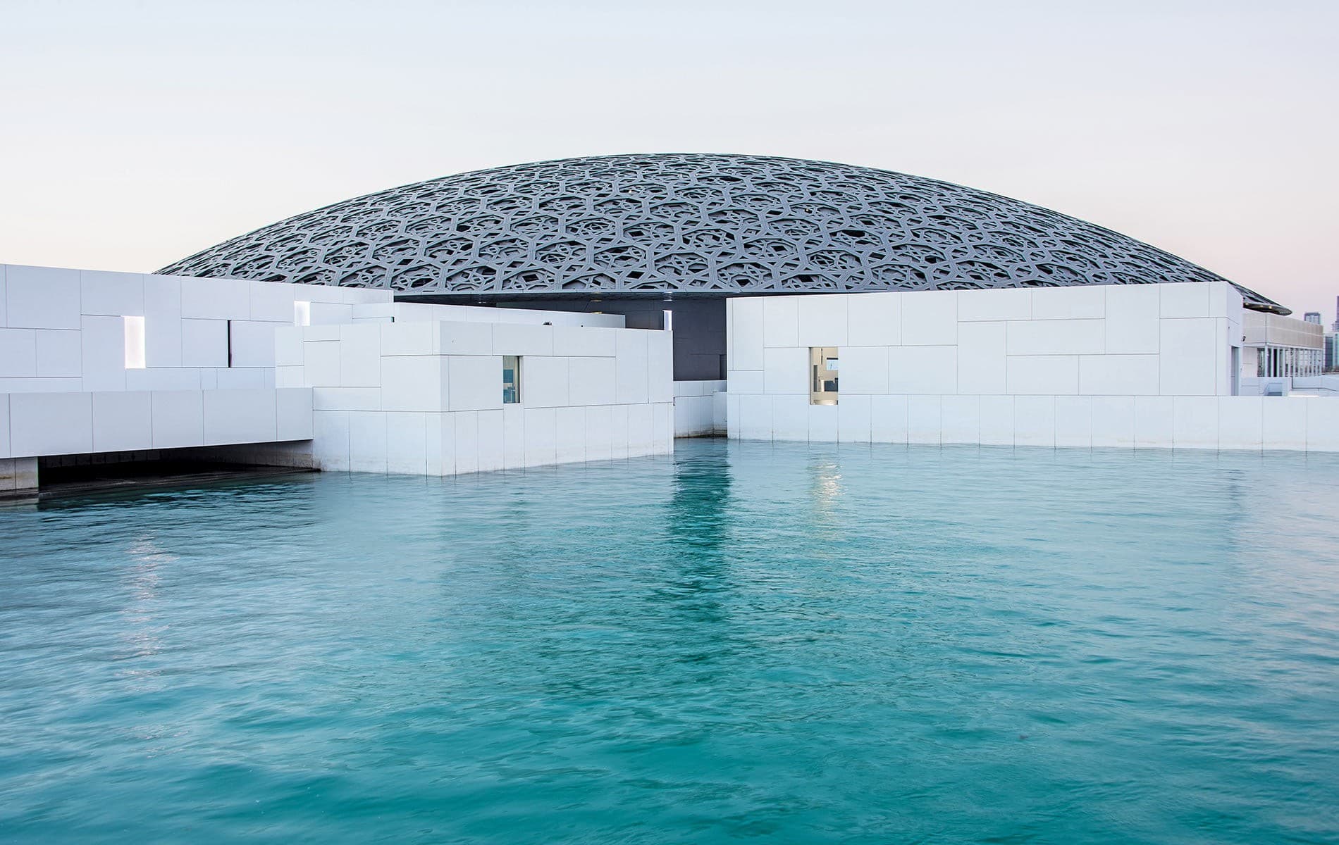 Abu Dhabi com Museu do Louvre, Excursão em Terra