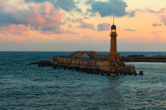 Facts and History about the Lighthouse of Alexandria (Pharos)